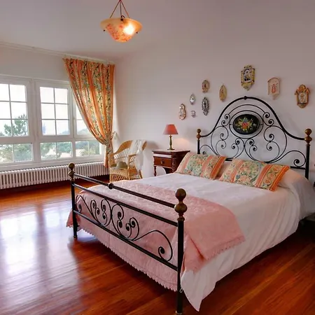 Sleeps 12 Pool Wifi T802832 וילה