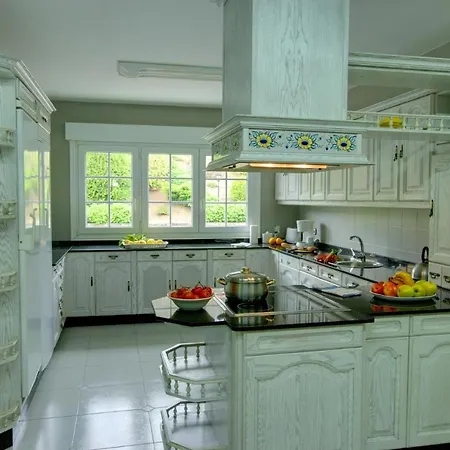 Sleeps 12 Pool Wifi T802832 וילה *